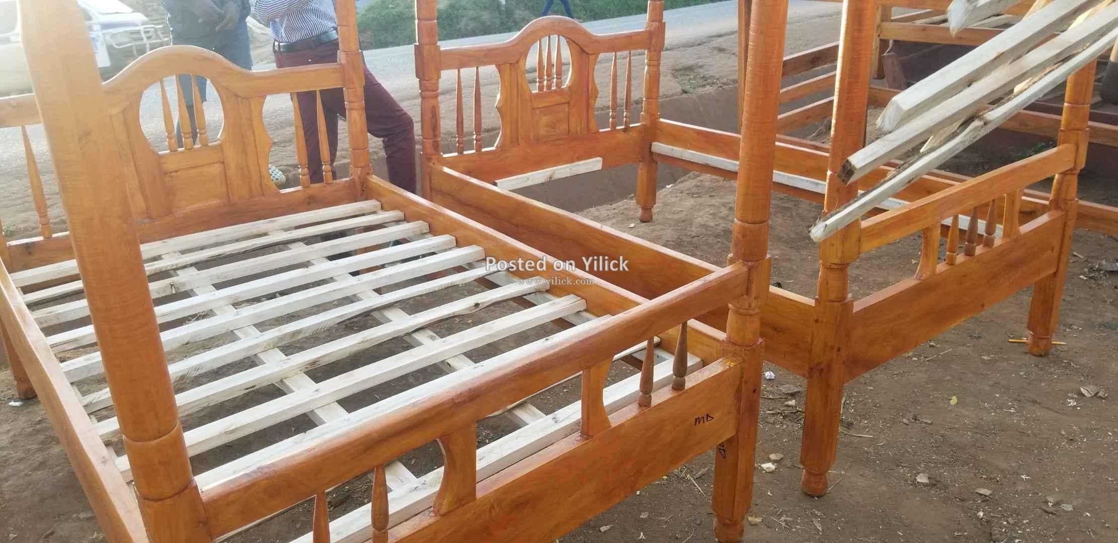 Wooden beds 4x6 brand new