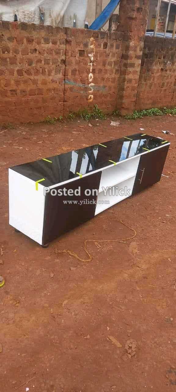 TV stand white and black