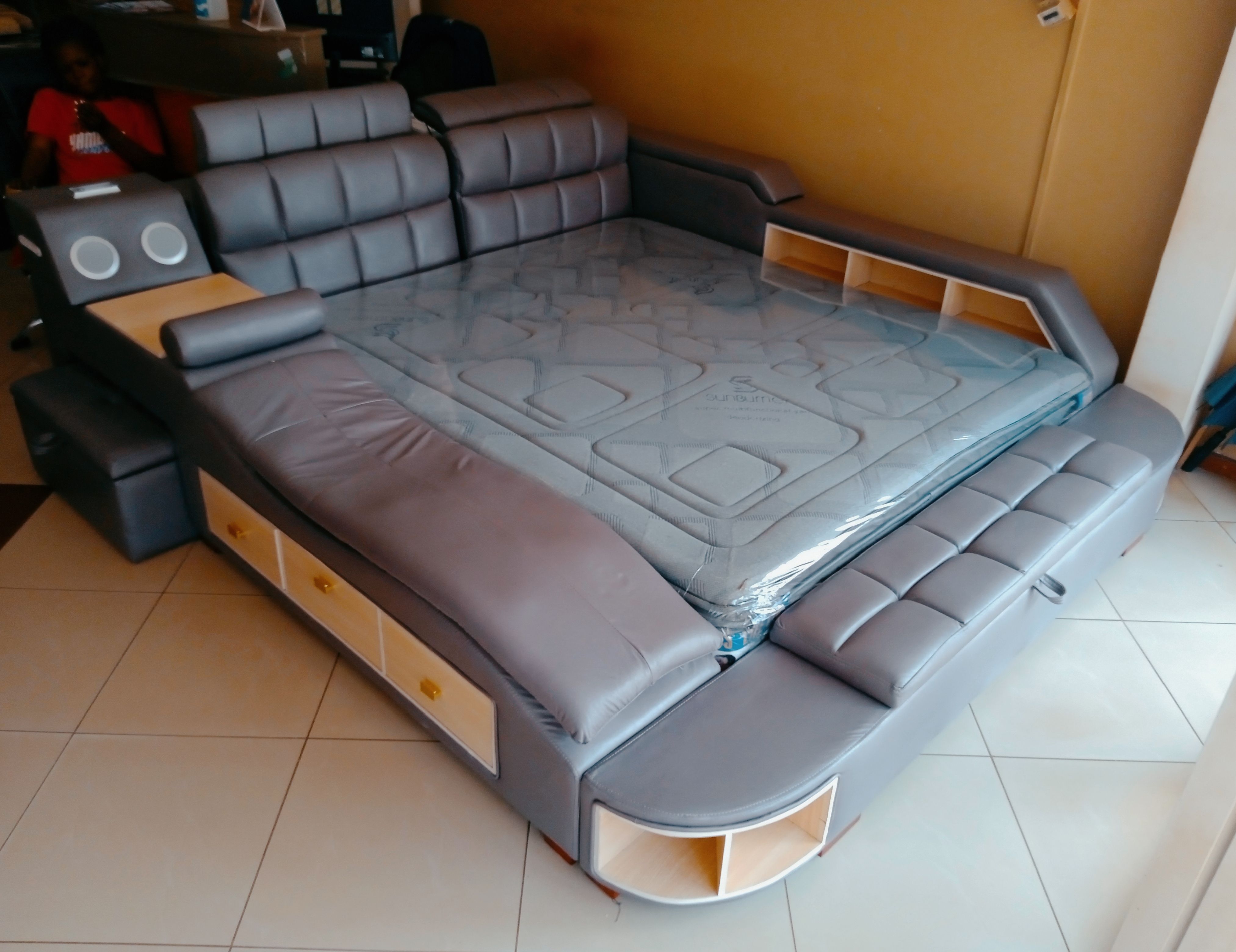 Queens Life furniture