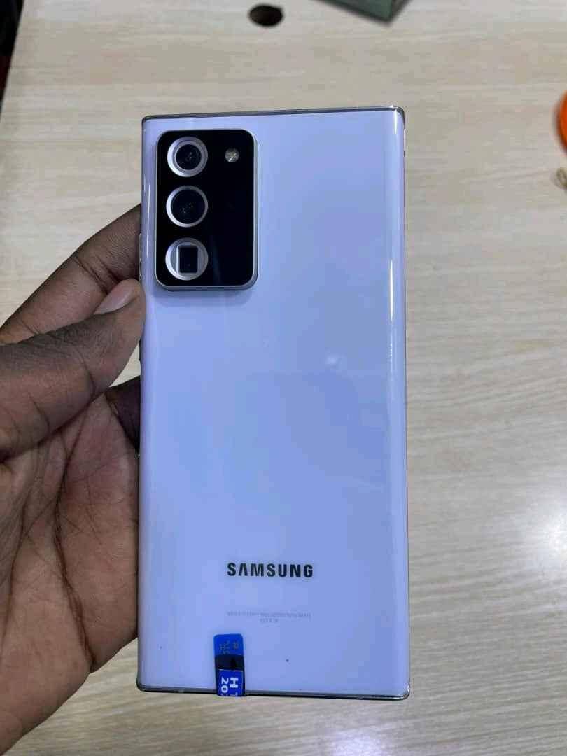 note 20 ultra 5g clean