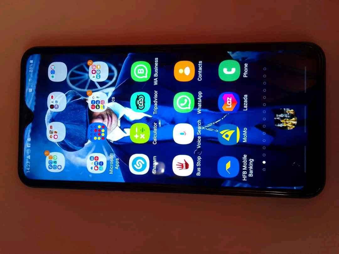 SAMSUNG GALAXY A10s