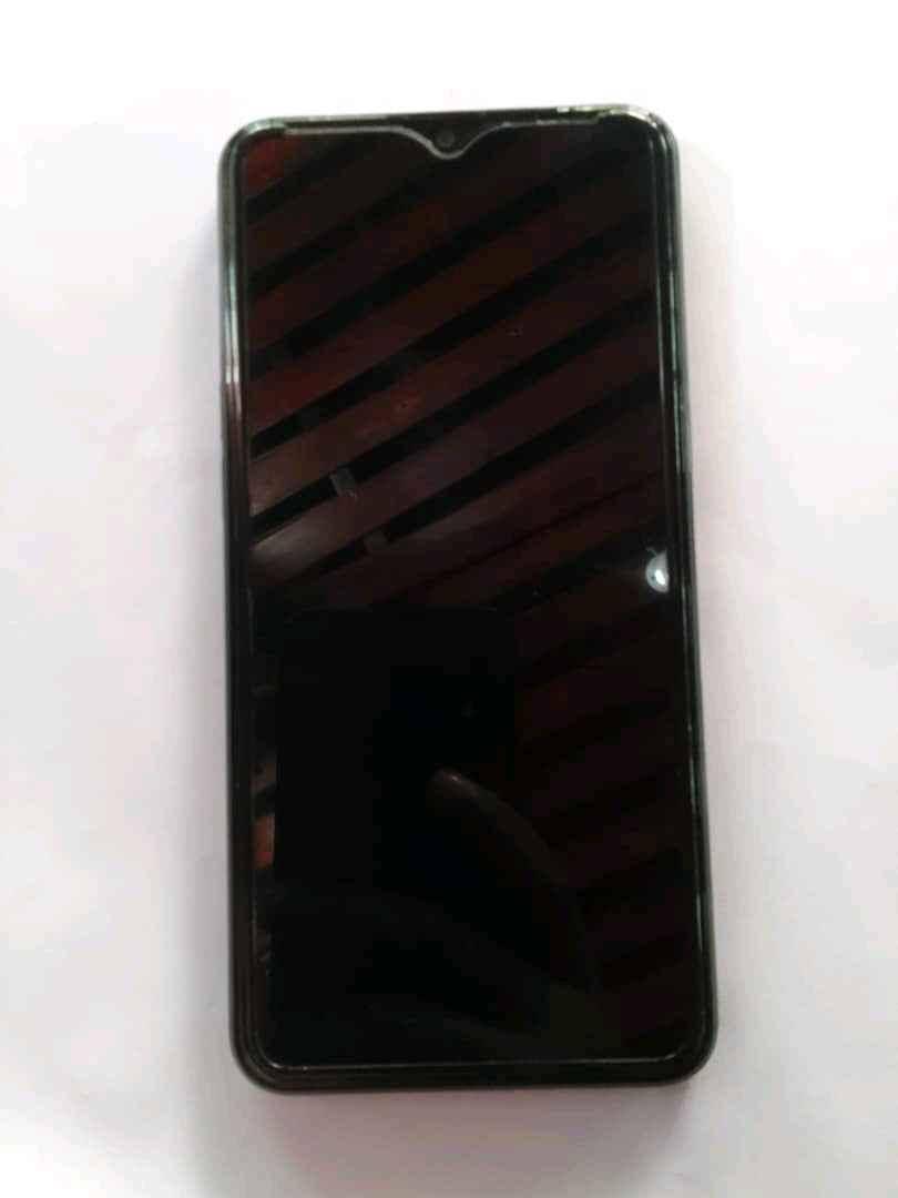 SAMSUNG GALAXY A10s