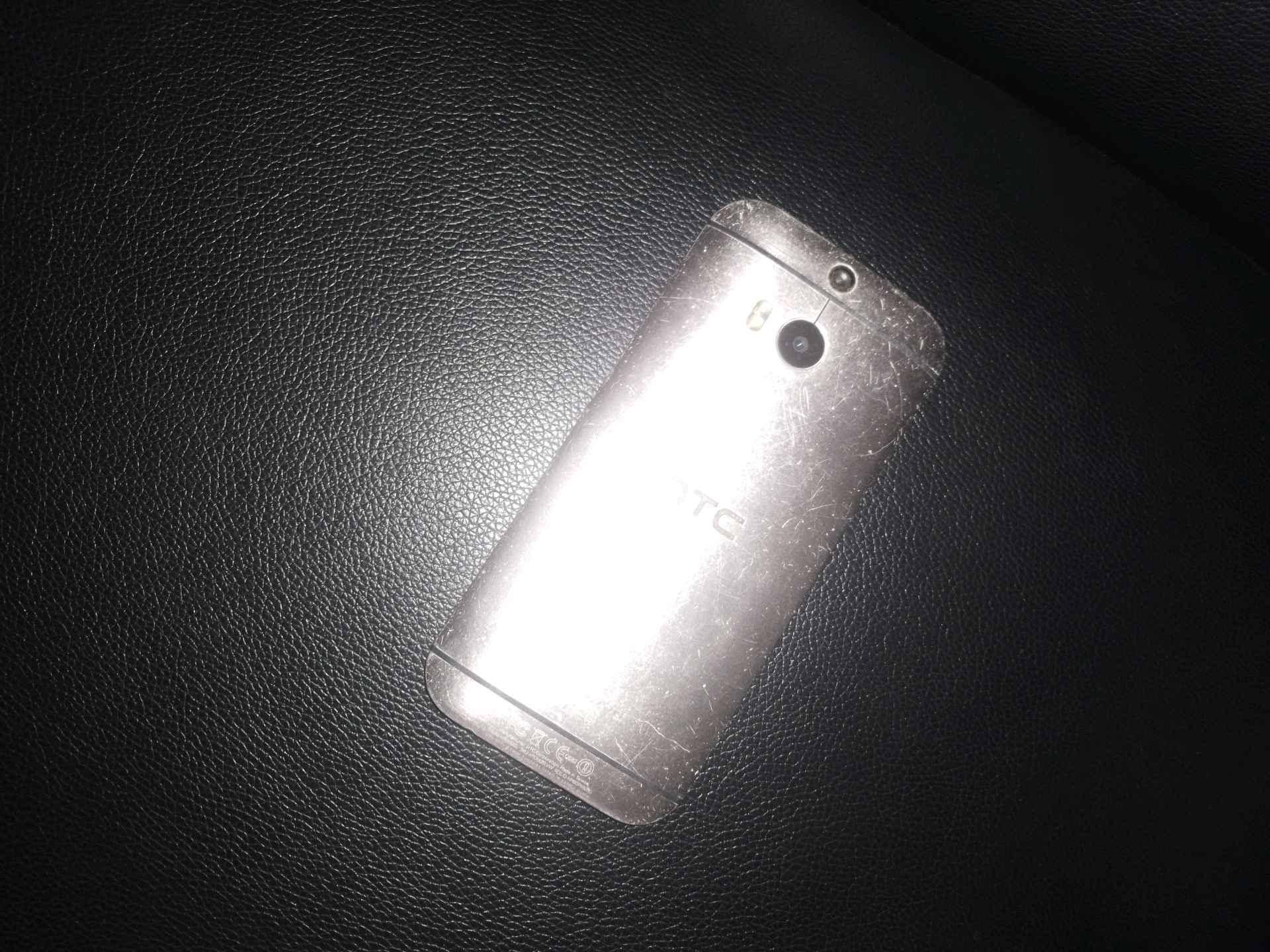 3 Second hand phones on sell; Nokia, HTC