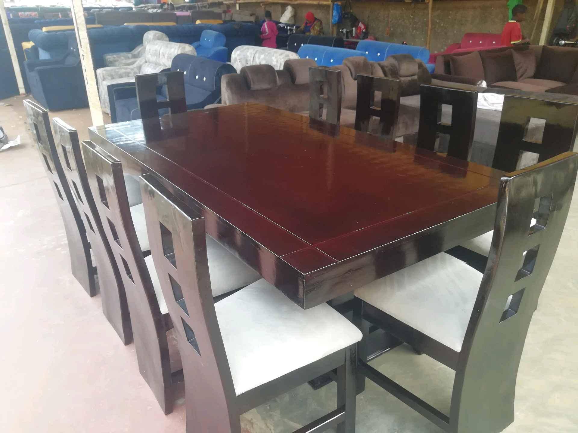 10 SEATER DINING TABLE