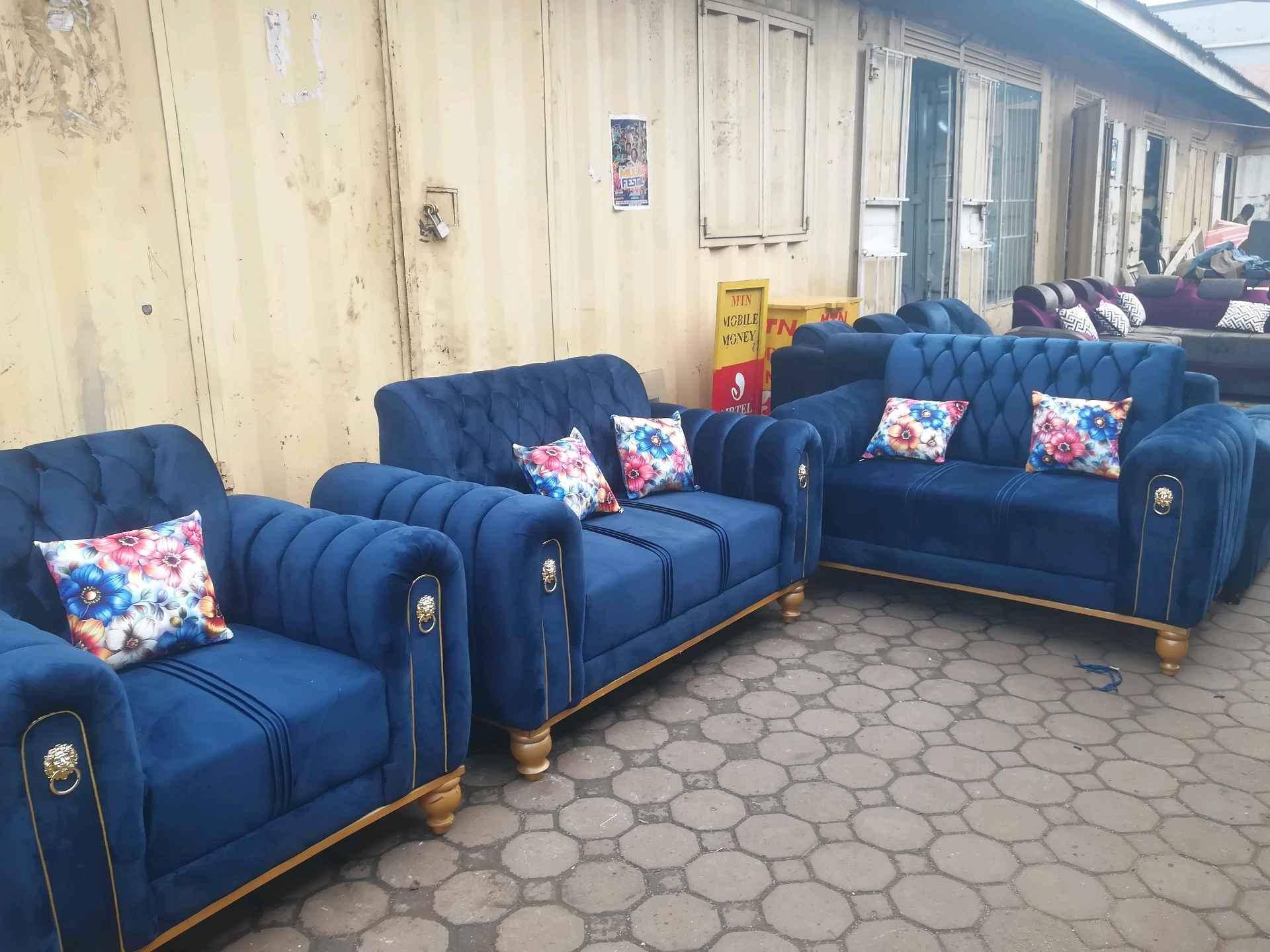 BLUE  BUTTON FIVE SEATER SOFA SET