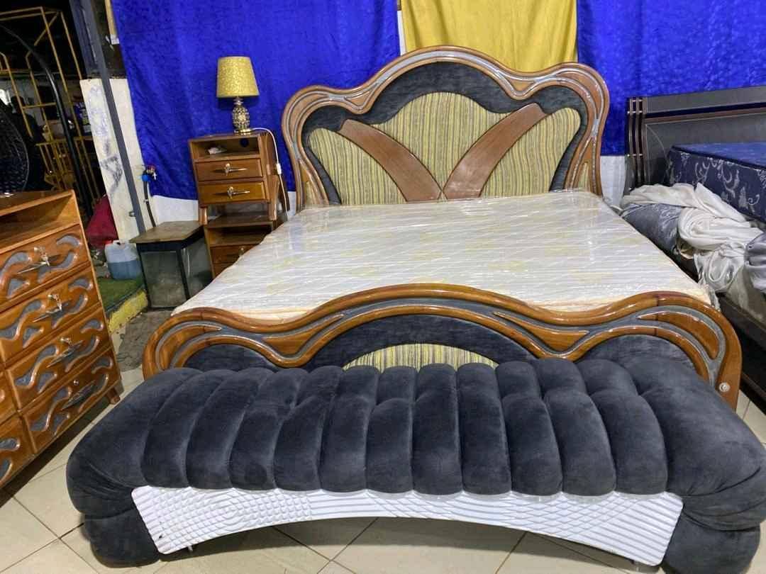 LUXURY BEDS AND MATTRESSES