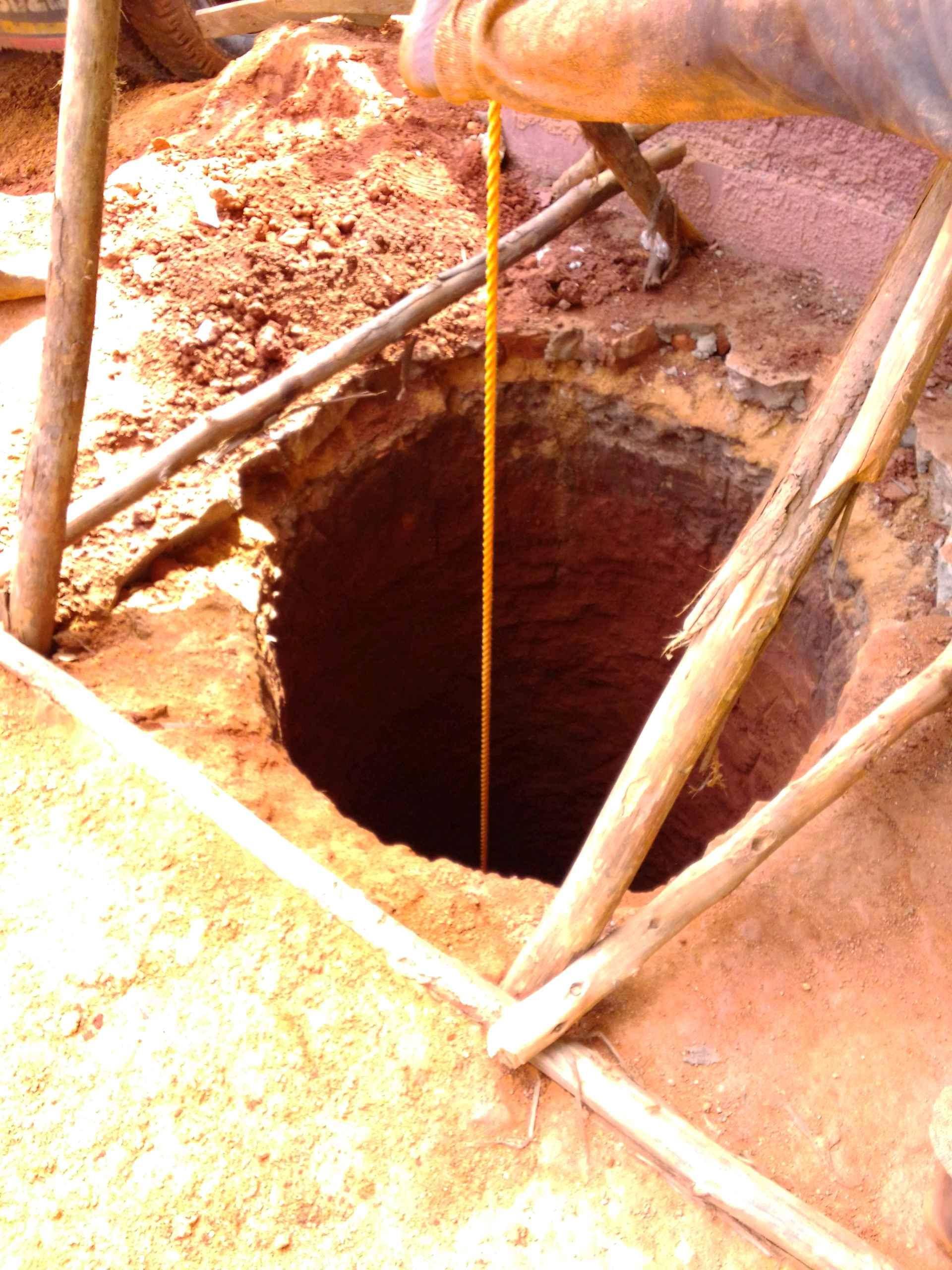 We dig bore hole at 4M
