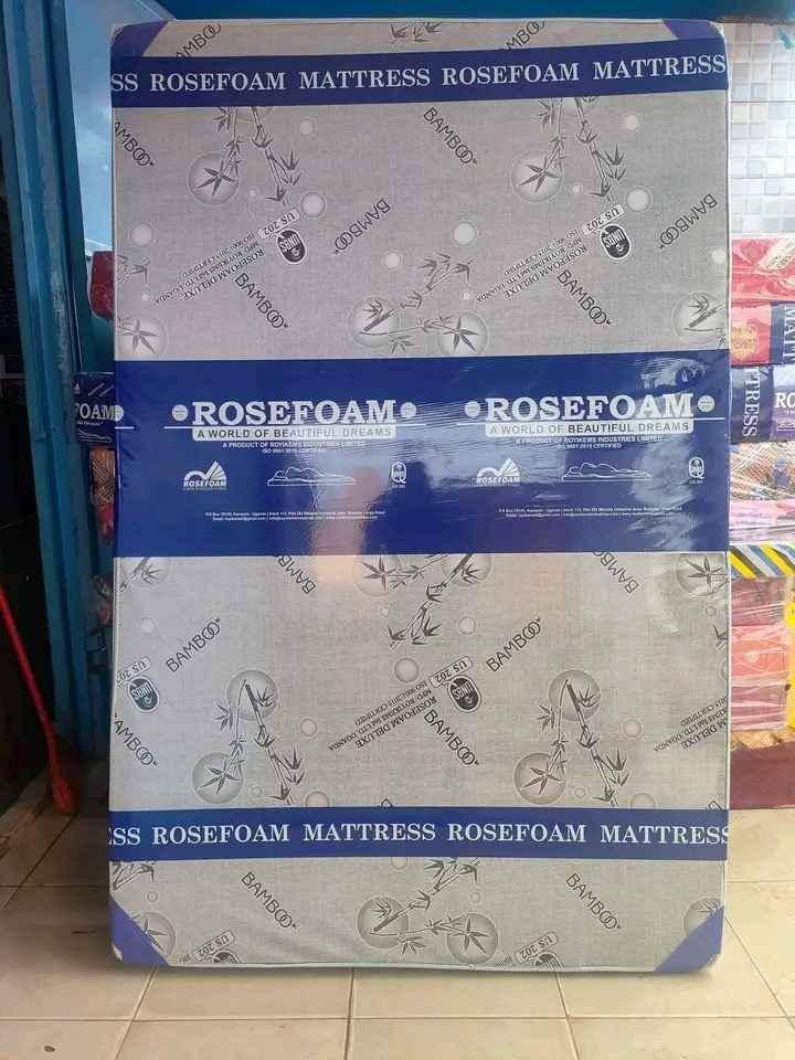 4 by 6 deluxe mattress/ rosefoam 4 by 6