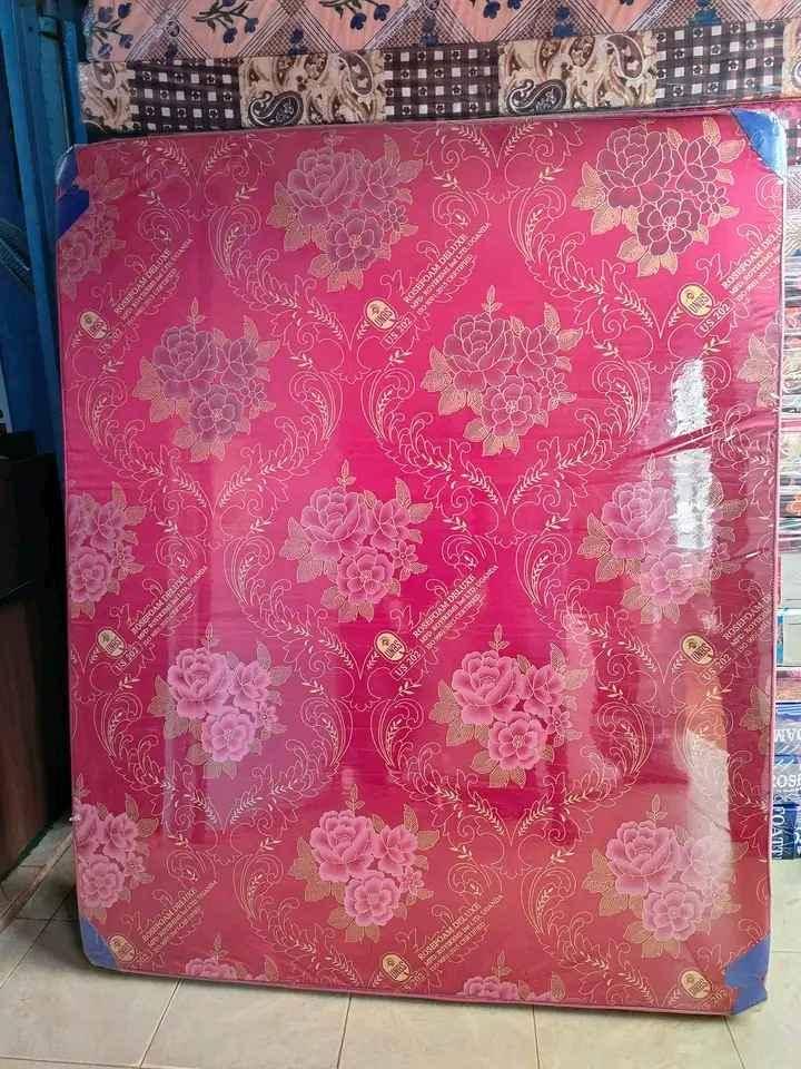 Rosefoam 5 by 6 mattresses/ deluxe mattresses