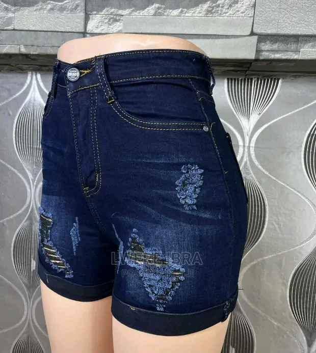 wear be unique,smart and feel authentic