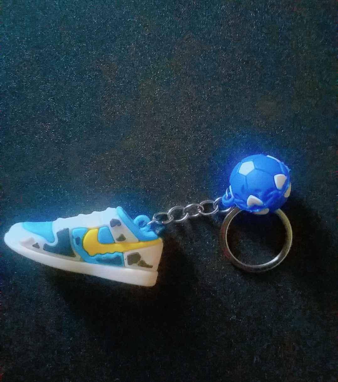 shoe keyholders