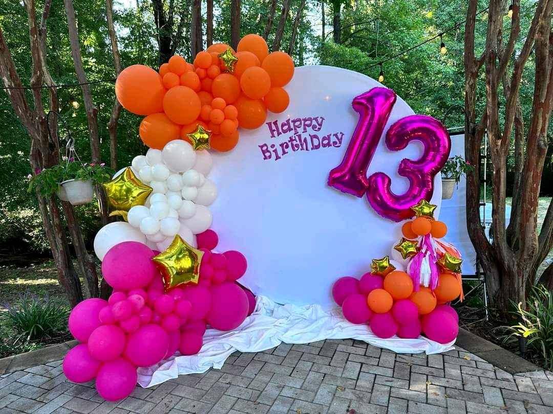 Decorations at negotiable price