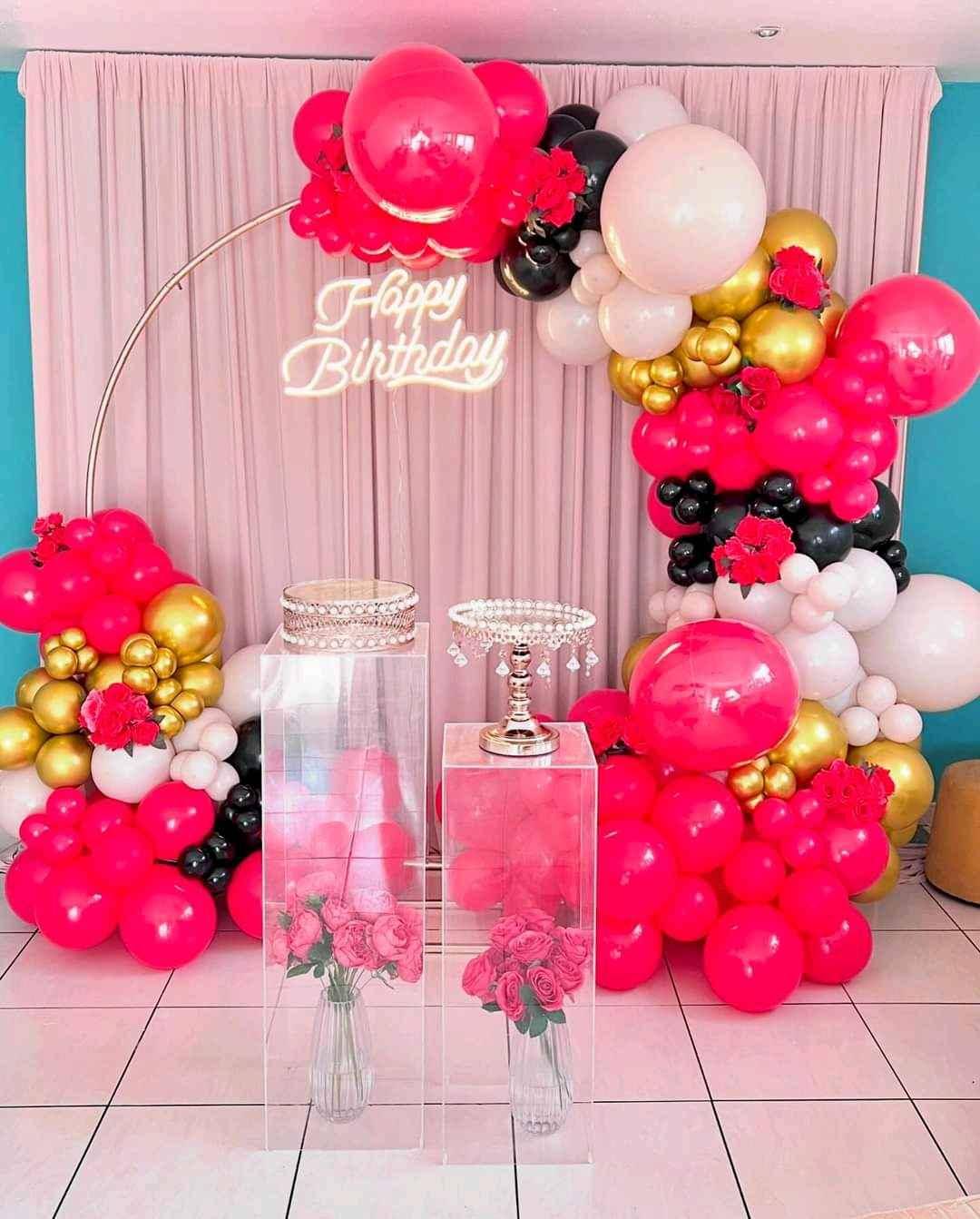 Decorations at negotiable price