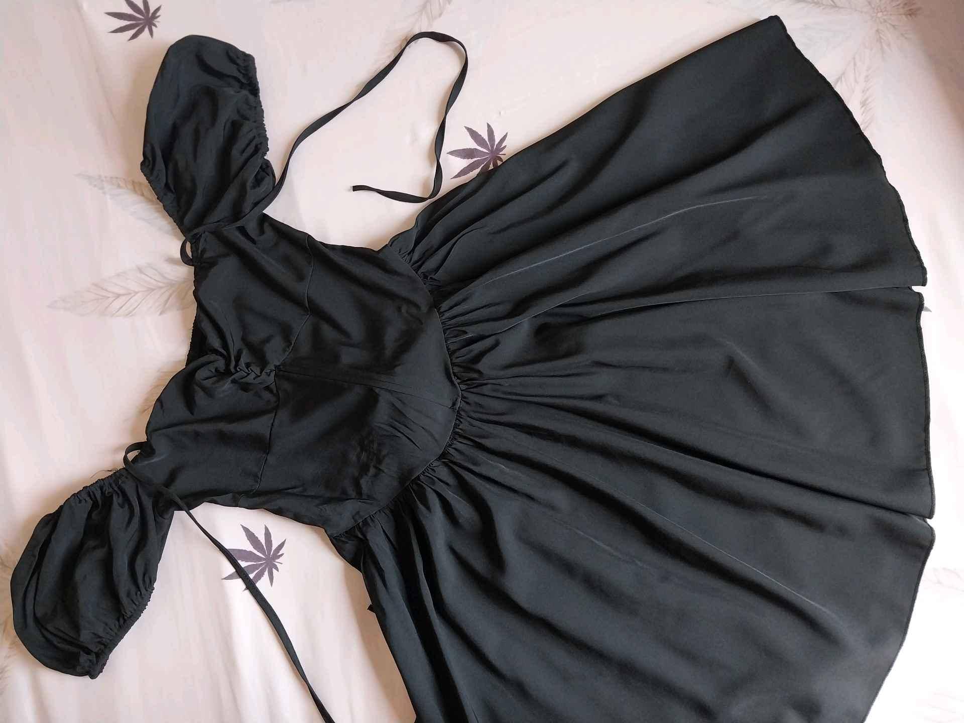 Mini black dress with corset