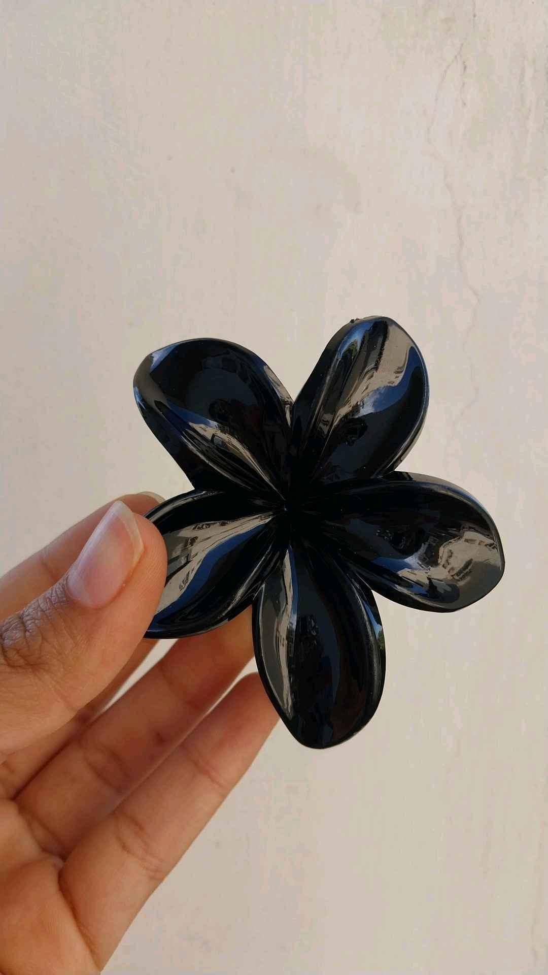 Hawaiian Hair Clips