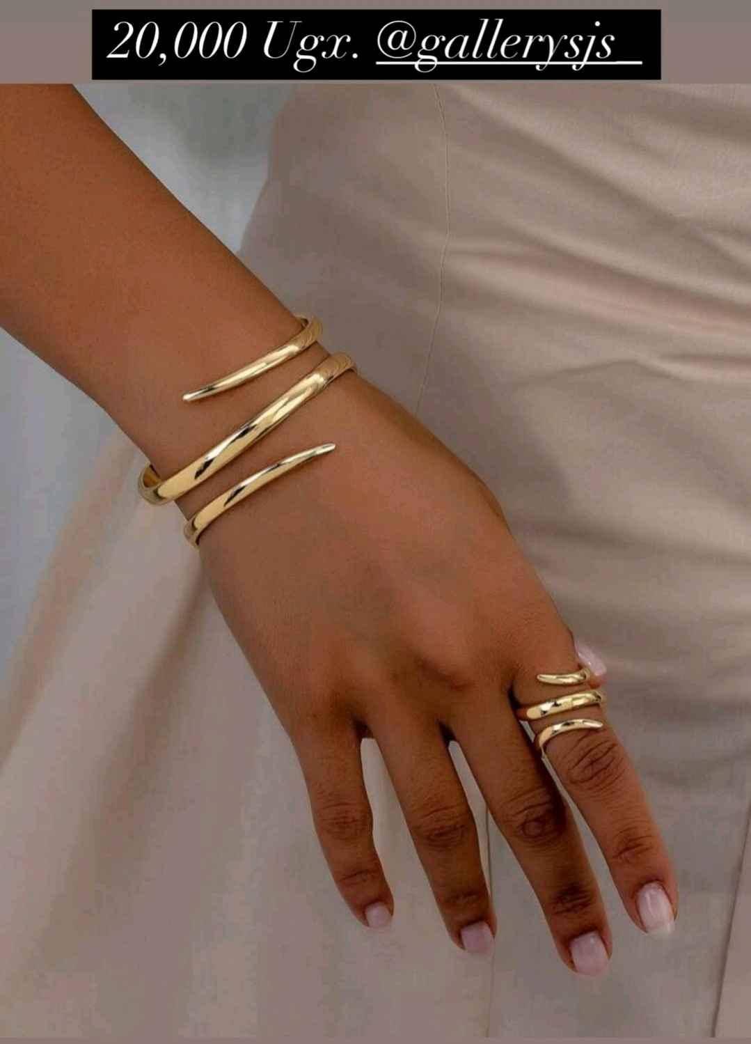 Matching accessories