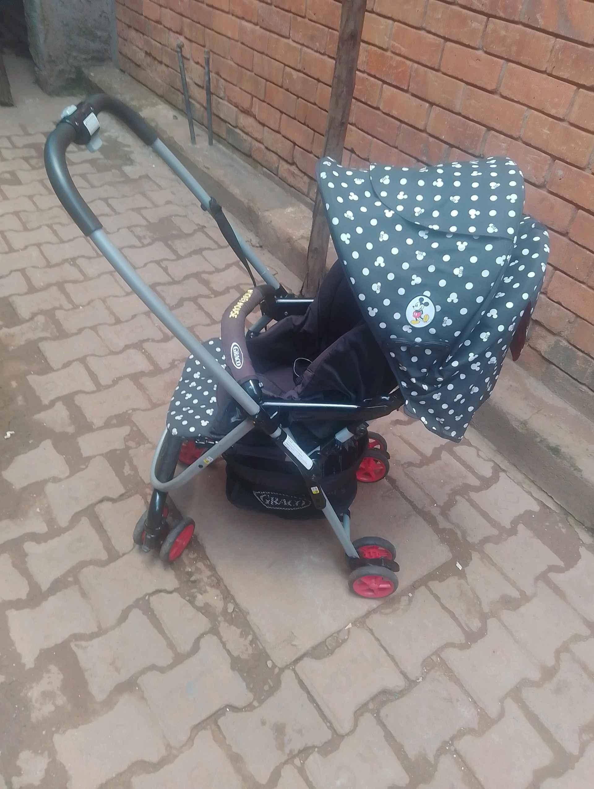 kombi Japanese stroller