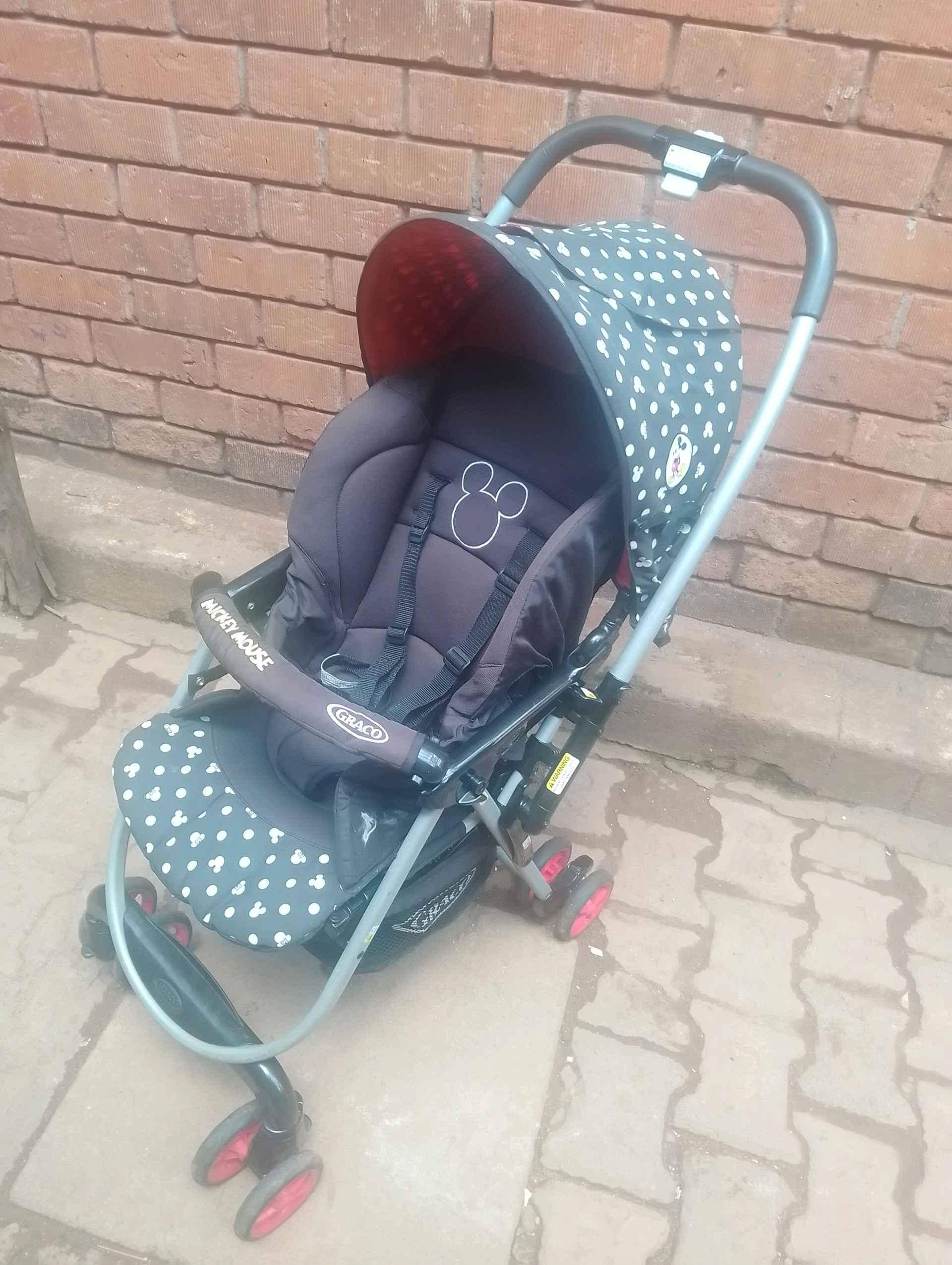 kombi Japanese stroller