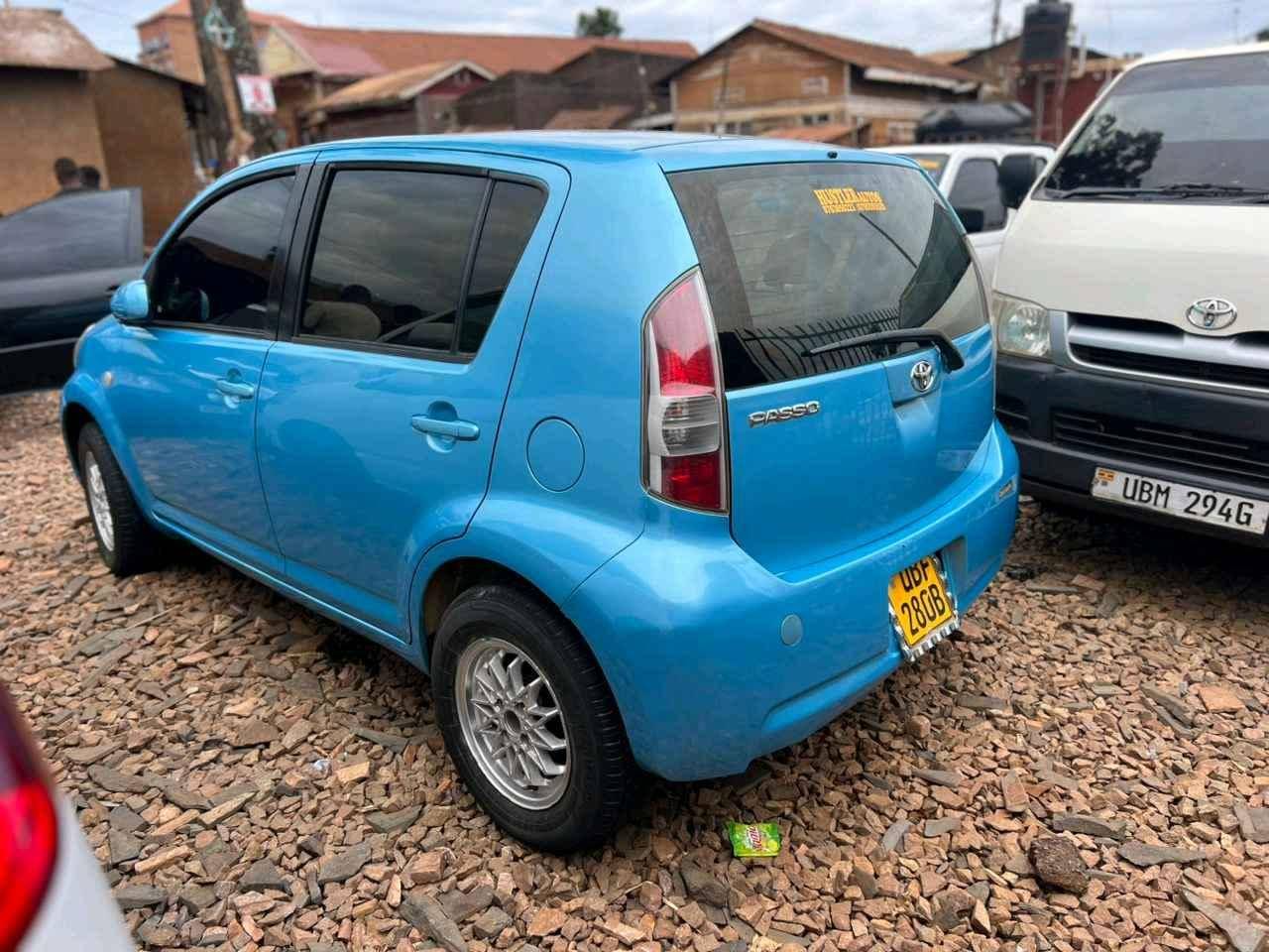 Toyota passo in blue colour