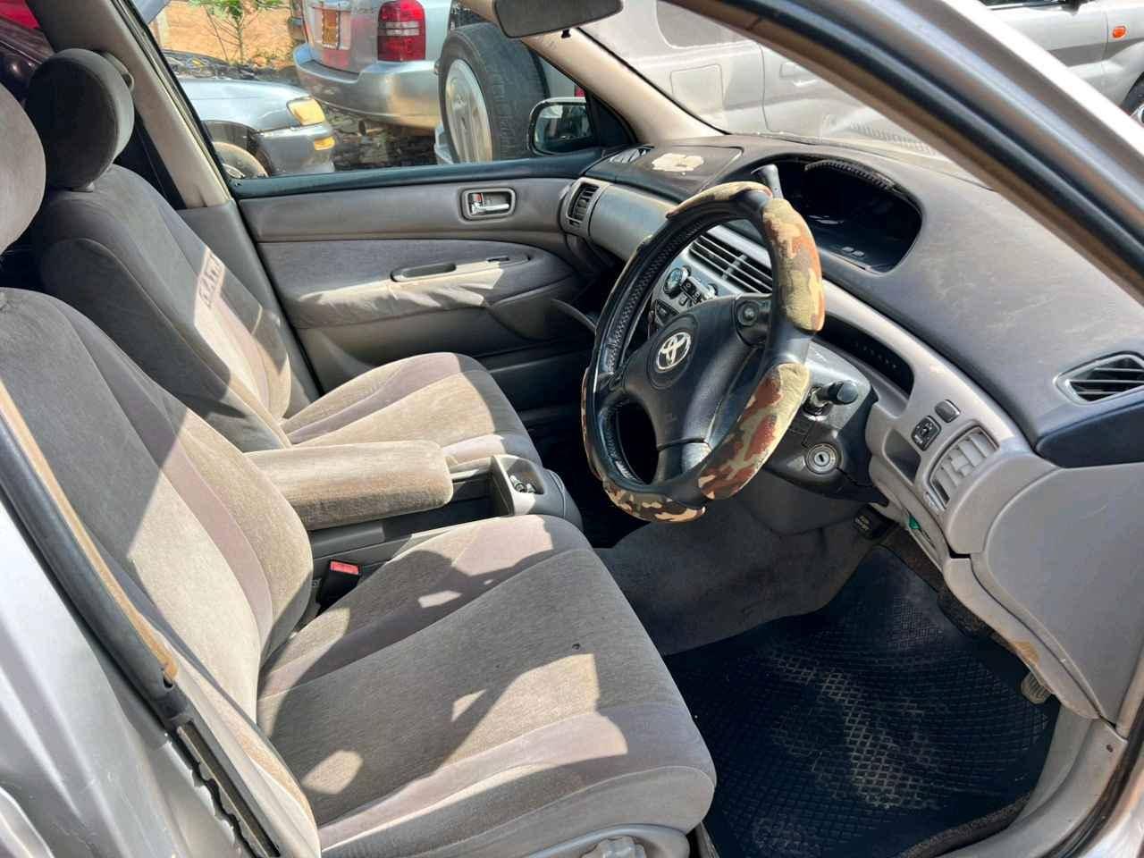 Toyota vista Ardeo