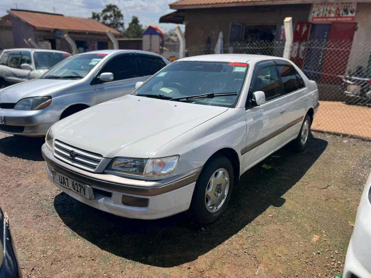 Toyota corona premio