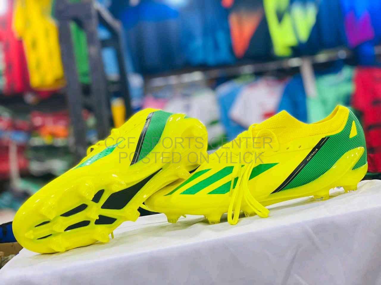 Football shoes 