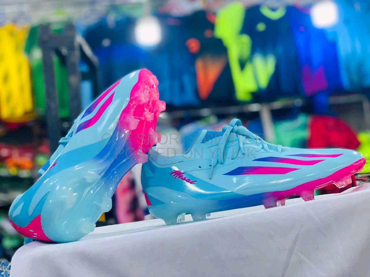 Football shoes 