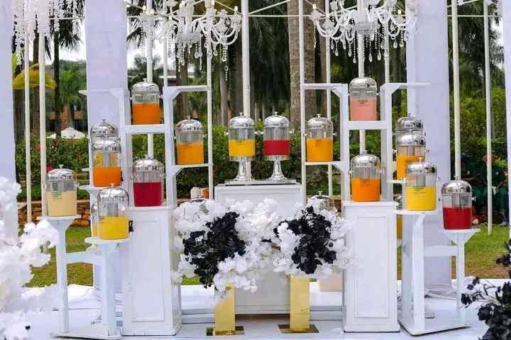 SARIAM JUICE FRESH AND FRUITY