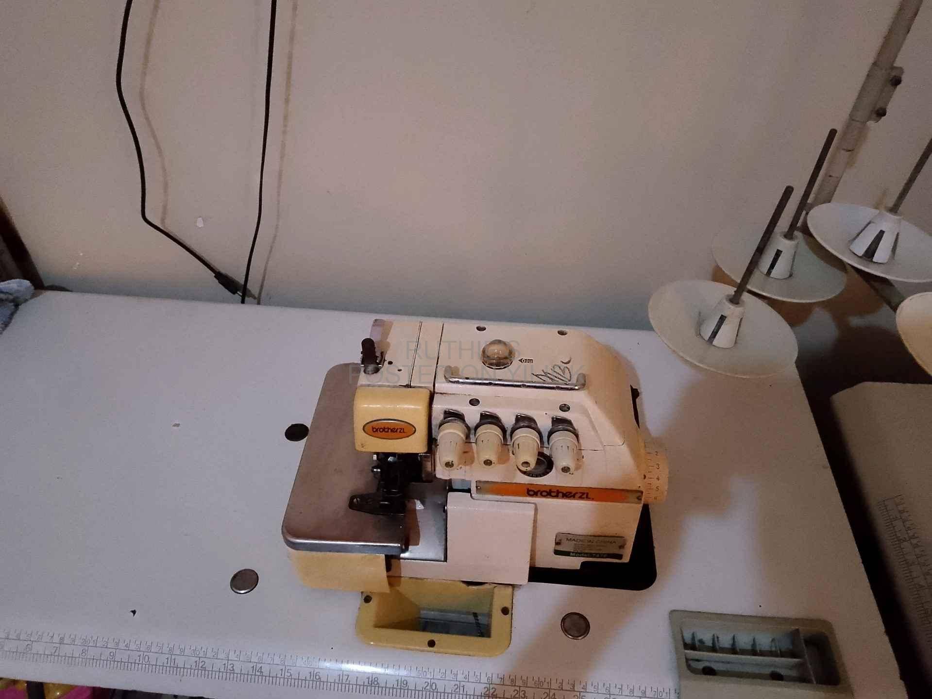 Overlock sewing machine