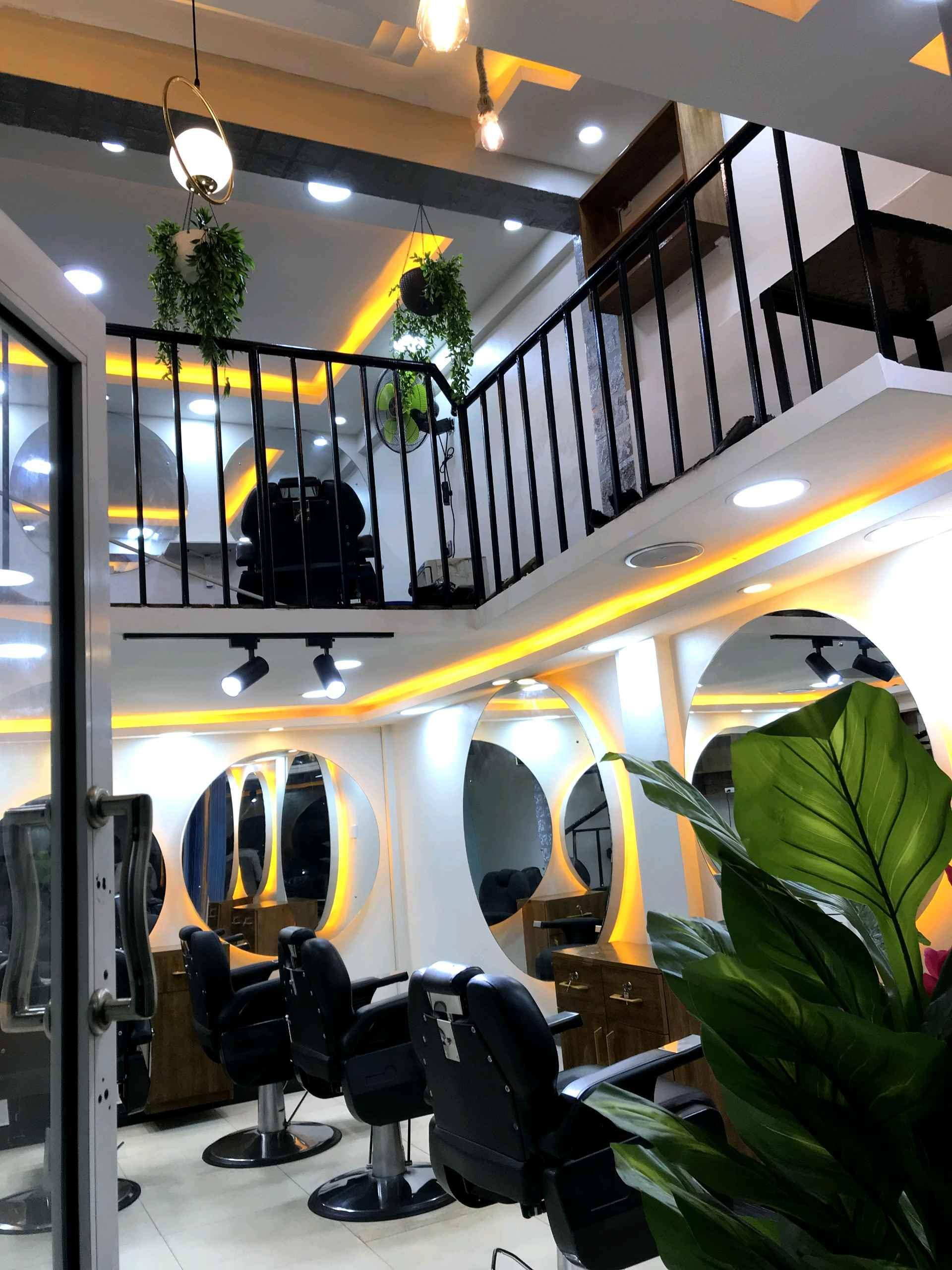 saloon decoration and designing