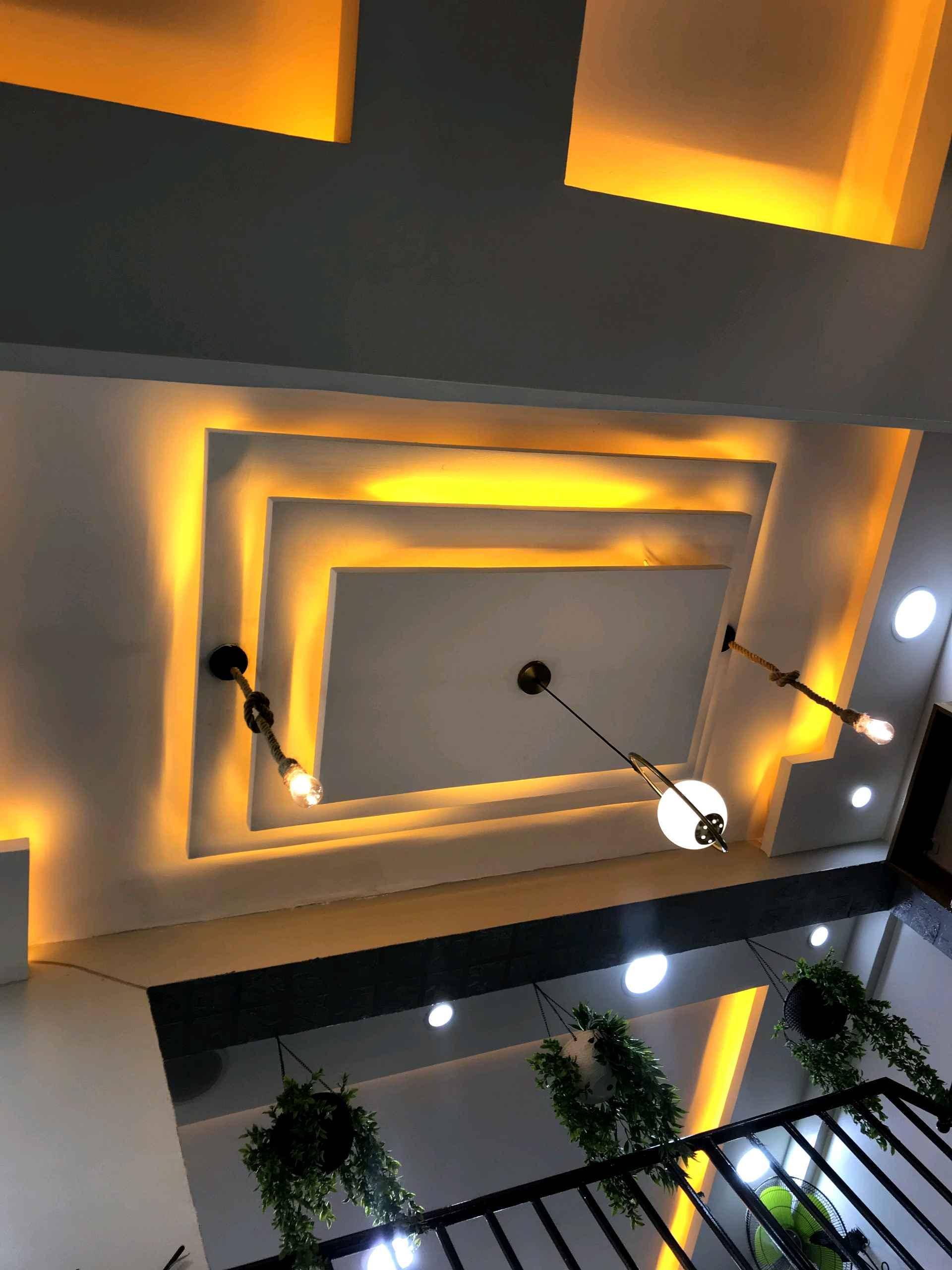 saloon decoration and designing