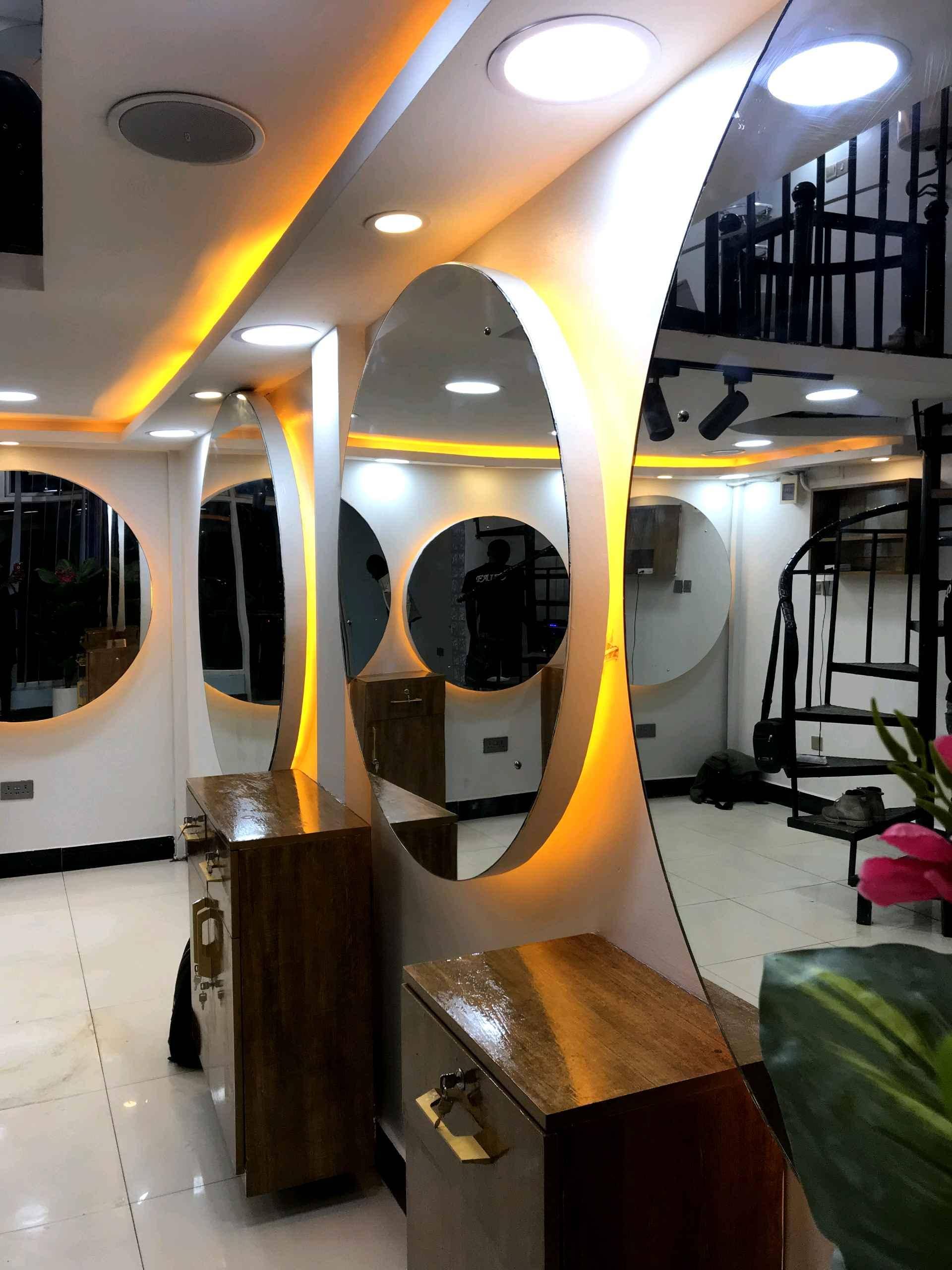 saloon decoration and designing