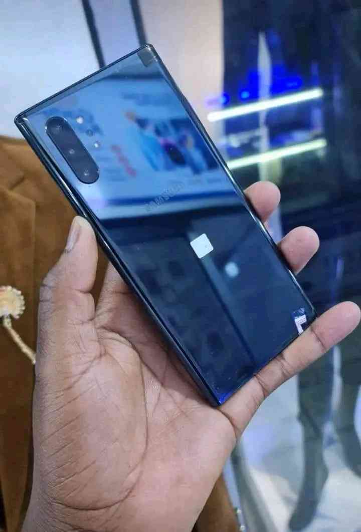 SAMSUNG GALAXY NOTE 10+ edge