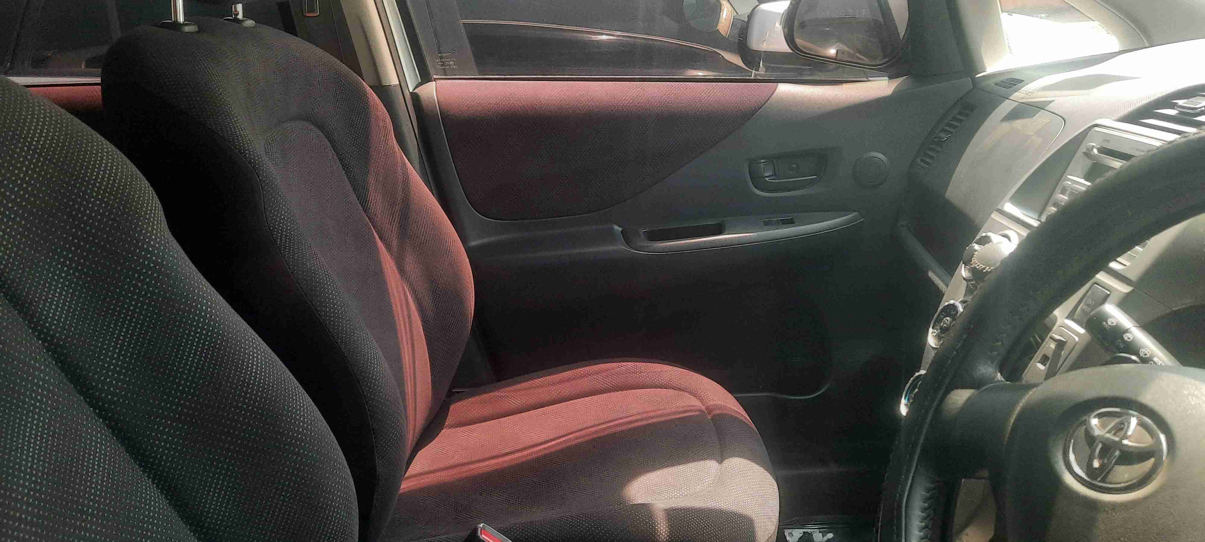Toyota ractis