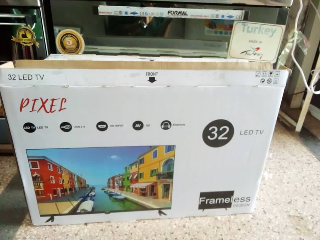 Pixel 32 digital frameless 