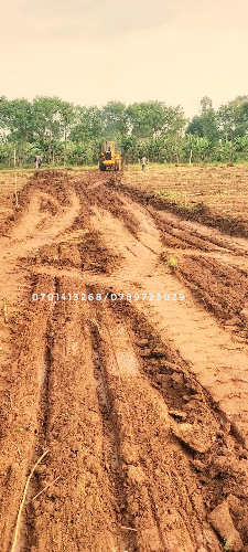 NAMAYUMBA TITLED PLOTS NEAR TARMAC
